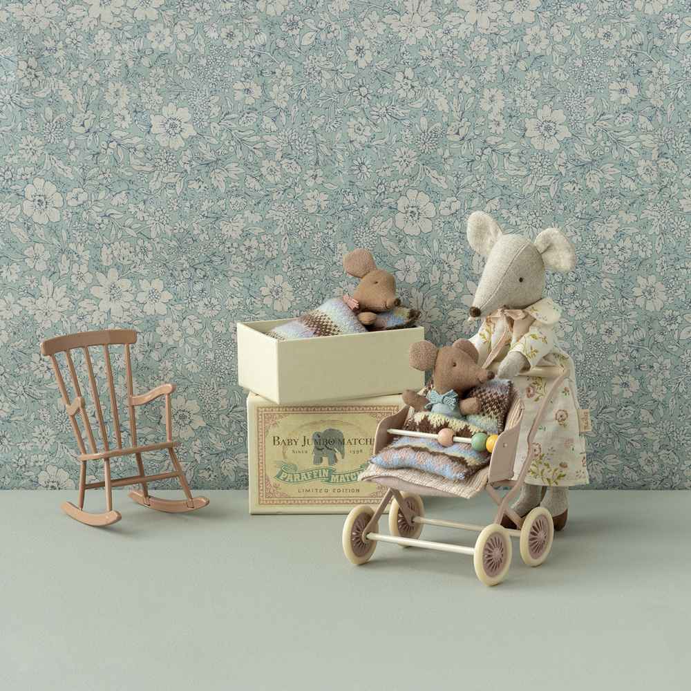 Maileg Sove/vågen baby mus i tændstikæske, Rosa