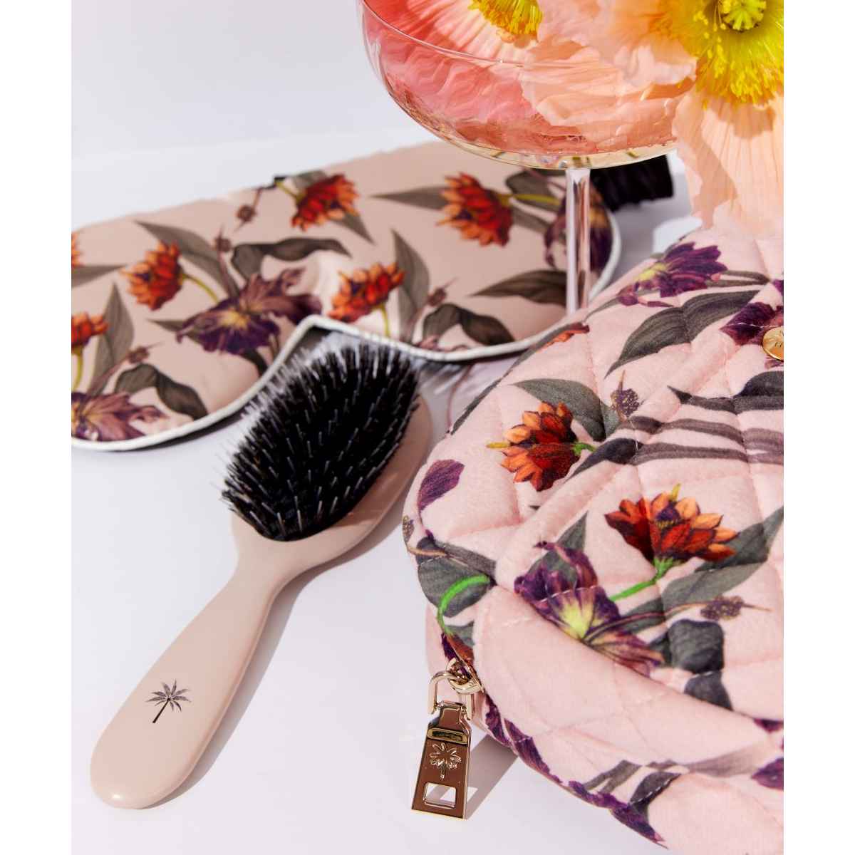 Fan Palm Brush small, Paradise