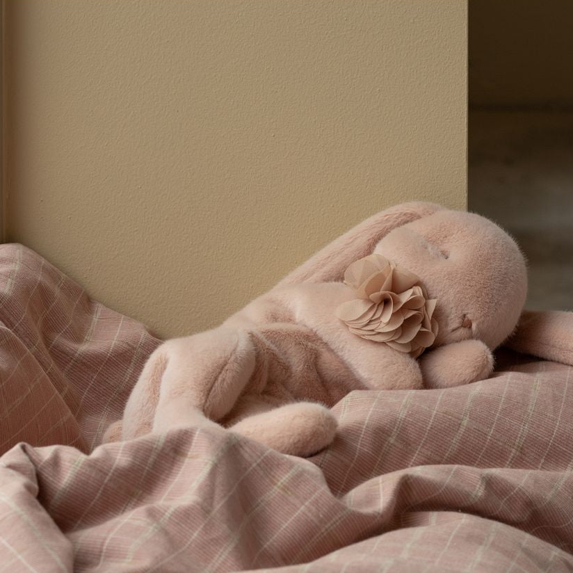 Maileg Sovende Plyskanin lille, Pudder