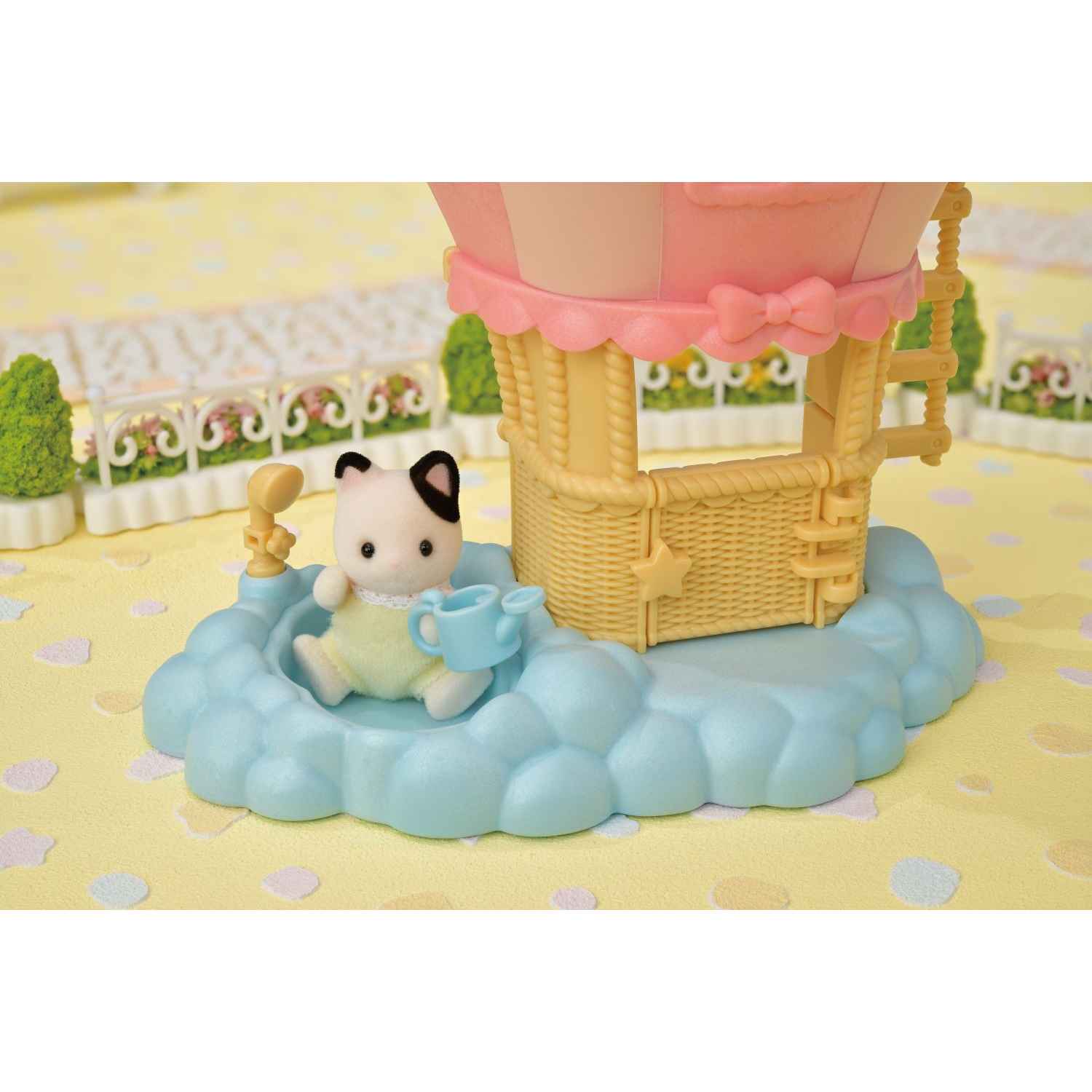 Sylvanian Families: Baby Ballon Legehus med figur 5527